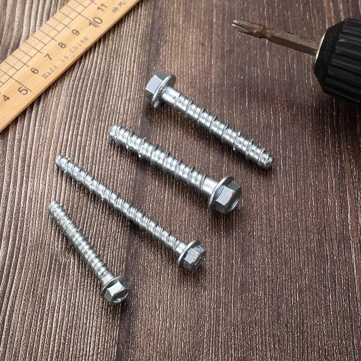 Set di 40 viti per calcestruzzo M8 x 60 mm, testa esagonale, viti per calcestruzzo zincate con disco per muratura architettura industriale